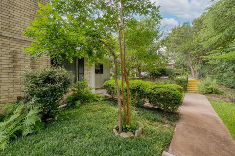 Photo of 7400 Ophelia DR, Austin, TX 78752 (MLS # 5903831)
