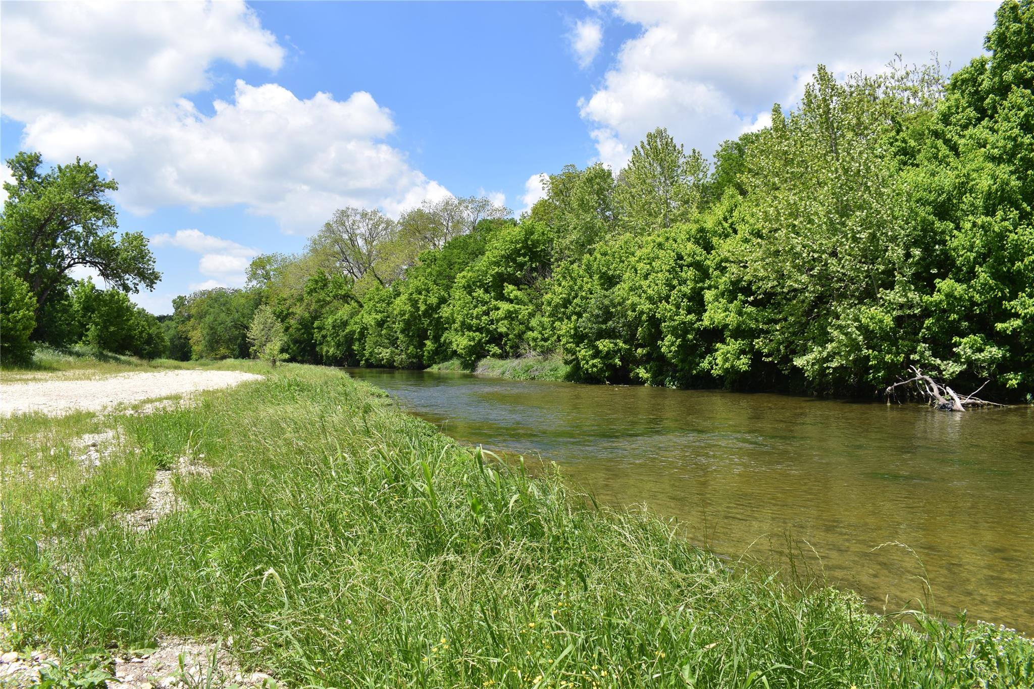 194 Gabriel Meadows DR