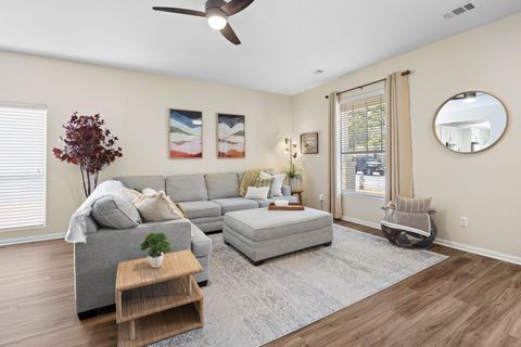 Tiny photo for 2200 Amur DR, Austin, TX 78745 (MLS # 9150628)