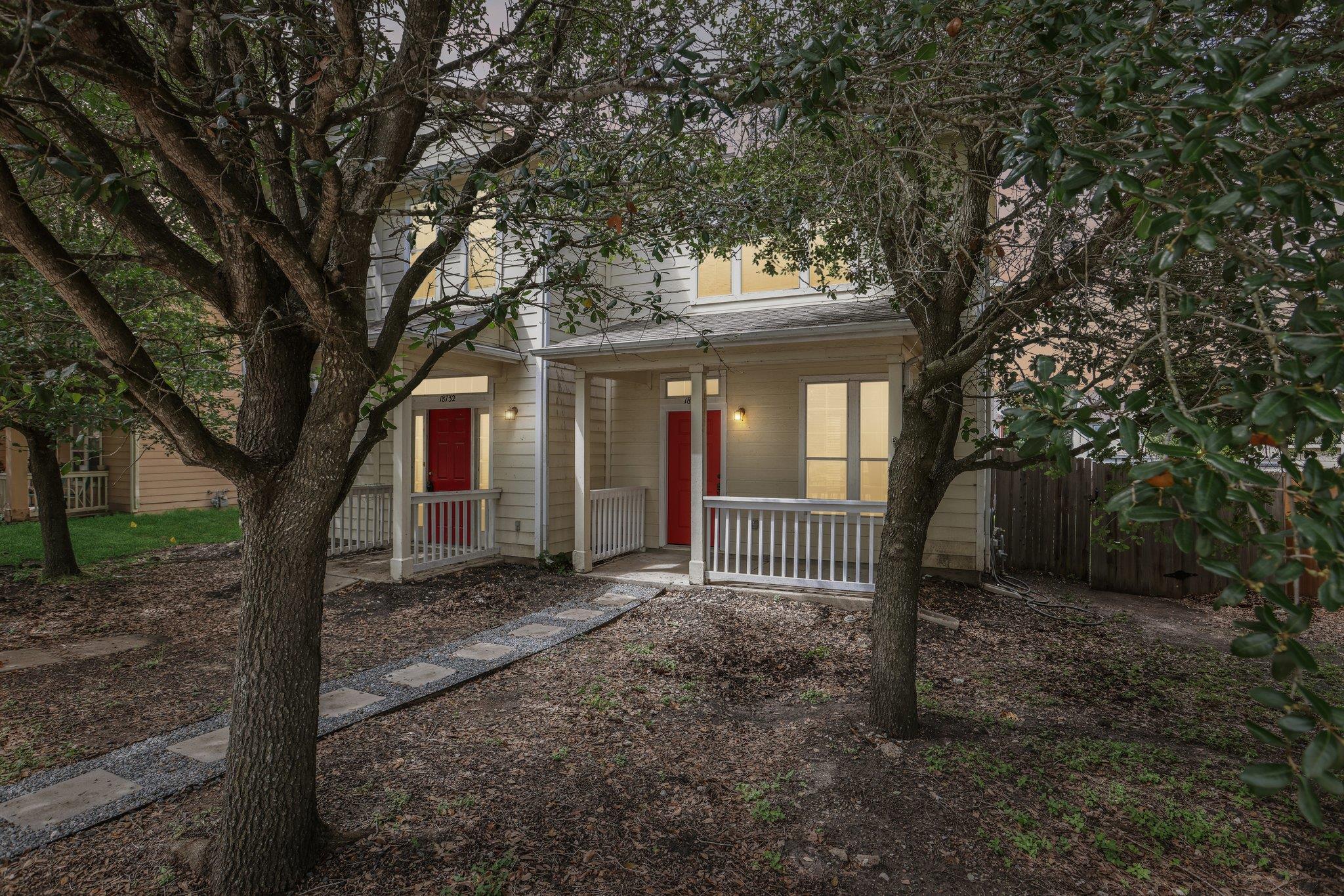 18736 Imperial Eagle LN