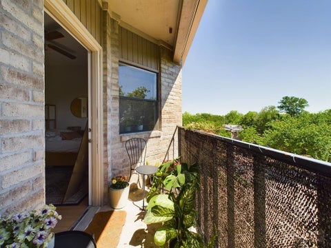 Photo of 2818 Nueces ST #311, Austin, TX 78705 (MLS # 7452797)