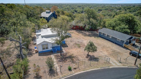 Photo of 1115 Mansell Ave, Austin, TX 78721 (MLS # 9230923)