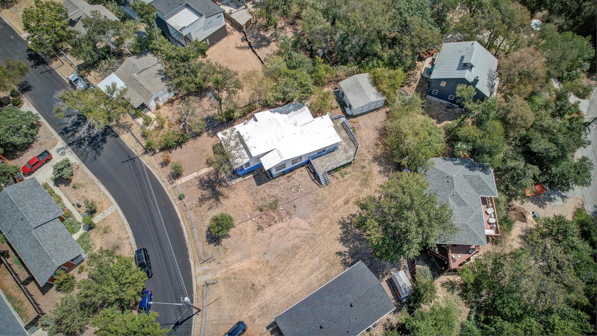 1115 Mansell Ave