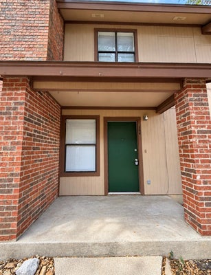 139 ELM ST APT 104, LOCKHART, TX 78644 - Image ff4d64091252a0d13f77b2e4e8c3987b/2837121927