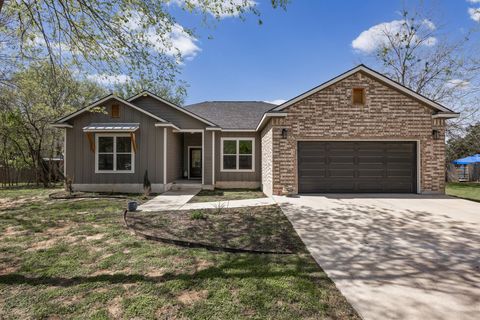 Photo of 145 Haliimaile LN, Bastrop, TX 78602 (MLS # 7655899)