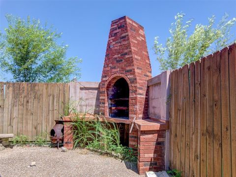 A home in Del Valle