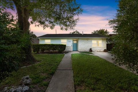 Photo of 7903 Bixler DR, Austin, TX 78744 (MLS # 5861774)