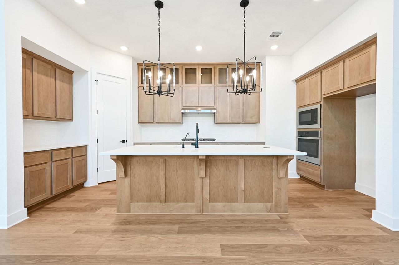 164 Basket Flower LOOP