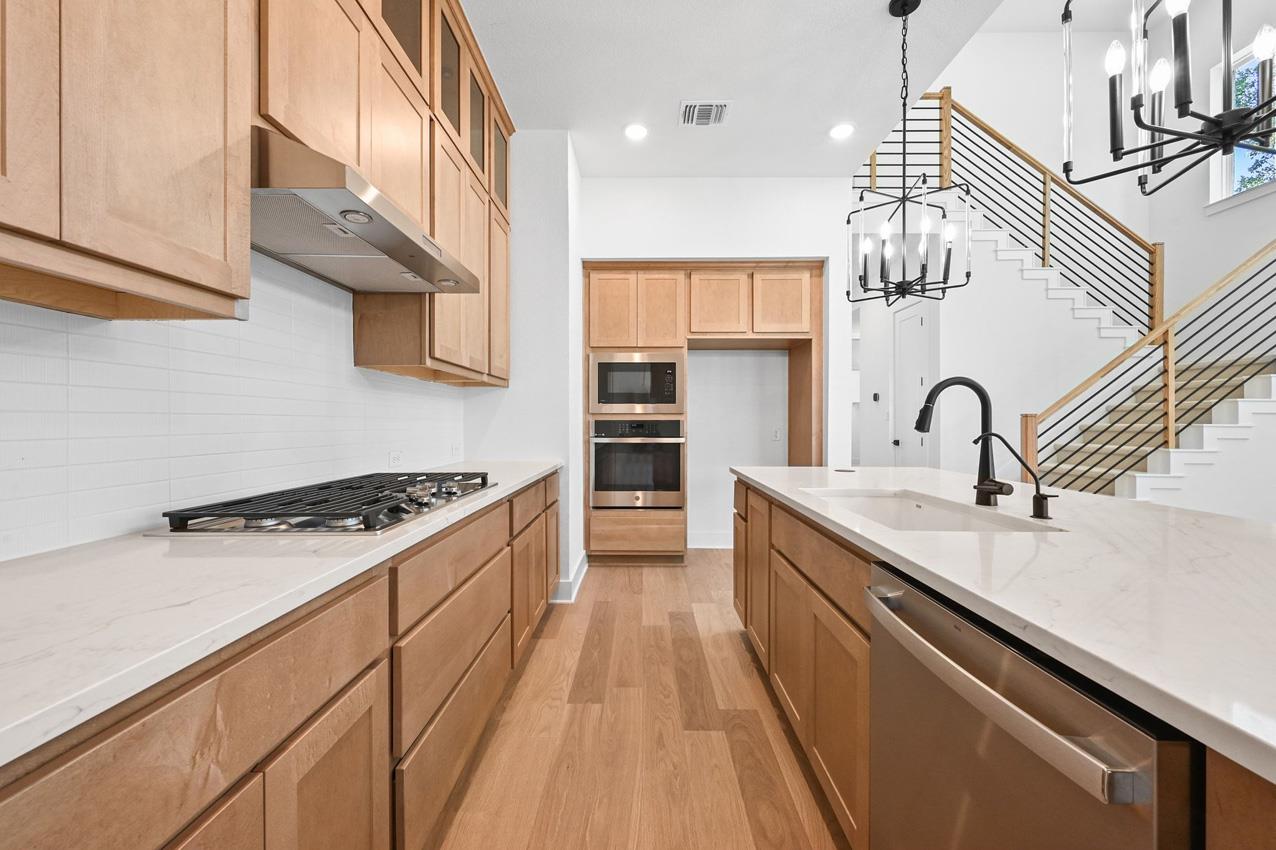 164 Basket Flower LOOP