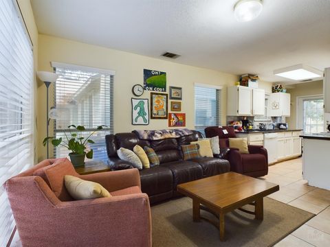 Photo of 4521 Avenue F Ave #B, Austin, TX 78751 (MLS # 6465547) Photo of 4521 Avenue F Ave #B, Austin, TX 78751 (MLS # 6465547)
