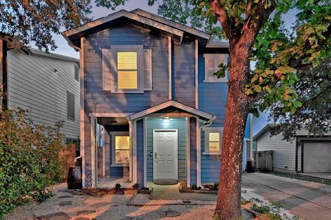 13317 Alysheba DR Del Valle TX 78617