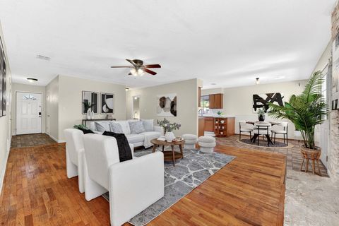 Tiny photo for 305 Holliday CT, Austin, TX 78753 (MLS # 6303212)