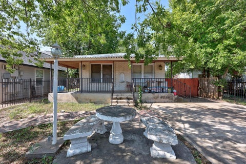 Photo of 2909 E 5th ST, Austin, TX 78702 (MLS # 9268803)