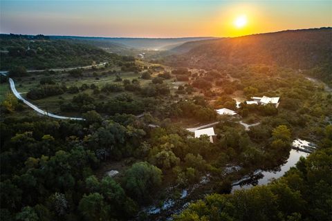 670 Red Hawk RD Wimberley TX 78676