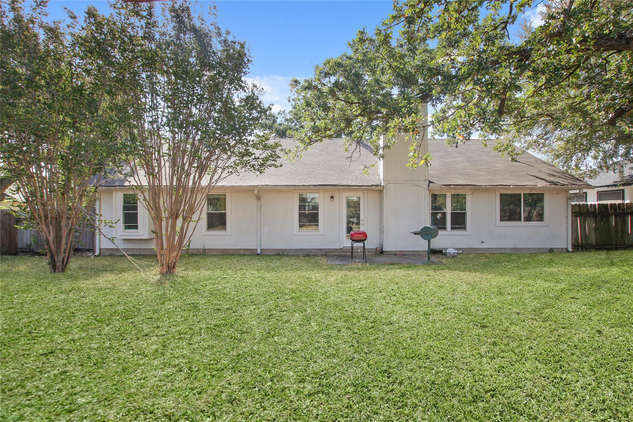 1712 Somerset DR