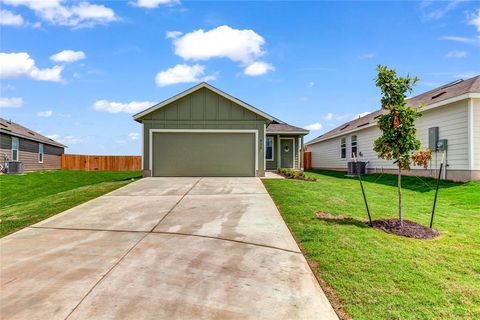 Photo of 516 Rancho del Cielo LOOP, Jarrell, TX 76537 (MLS # 8966879)