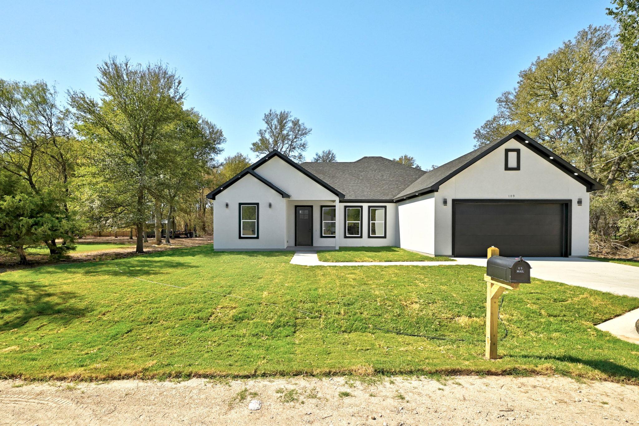 109 Kawainui LN