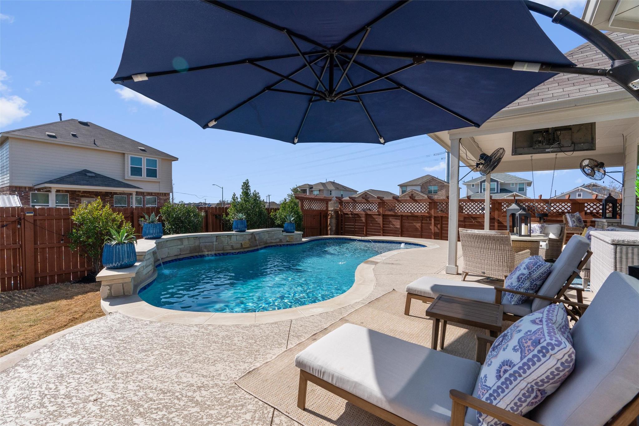 6401 Golden Bough LN