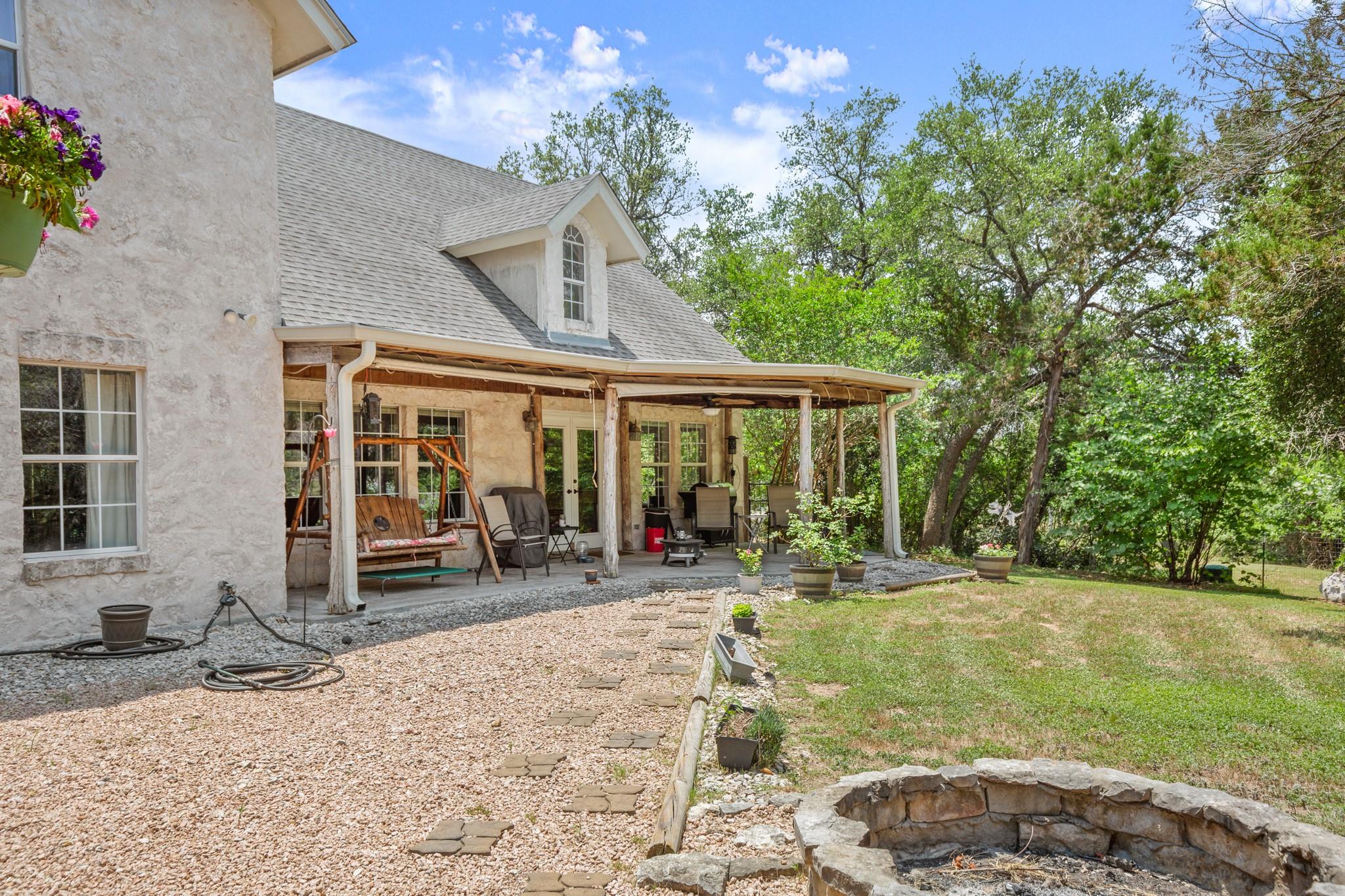 108 Lauren LN