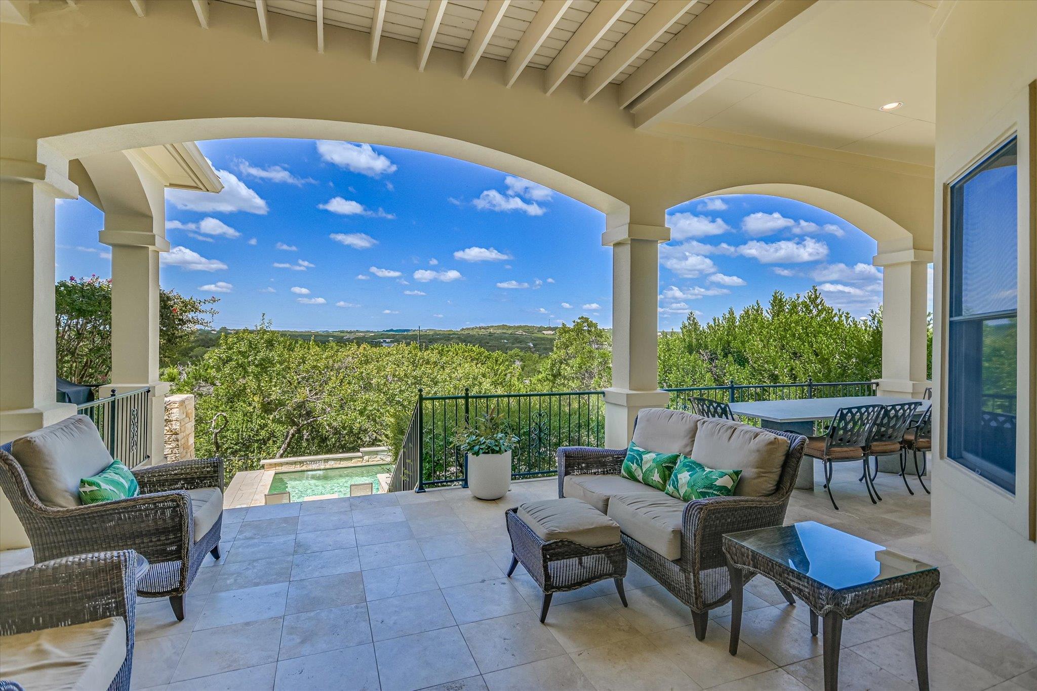 1812 Chalk Rock CV
