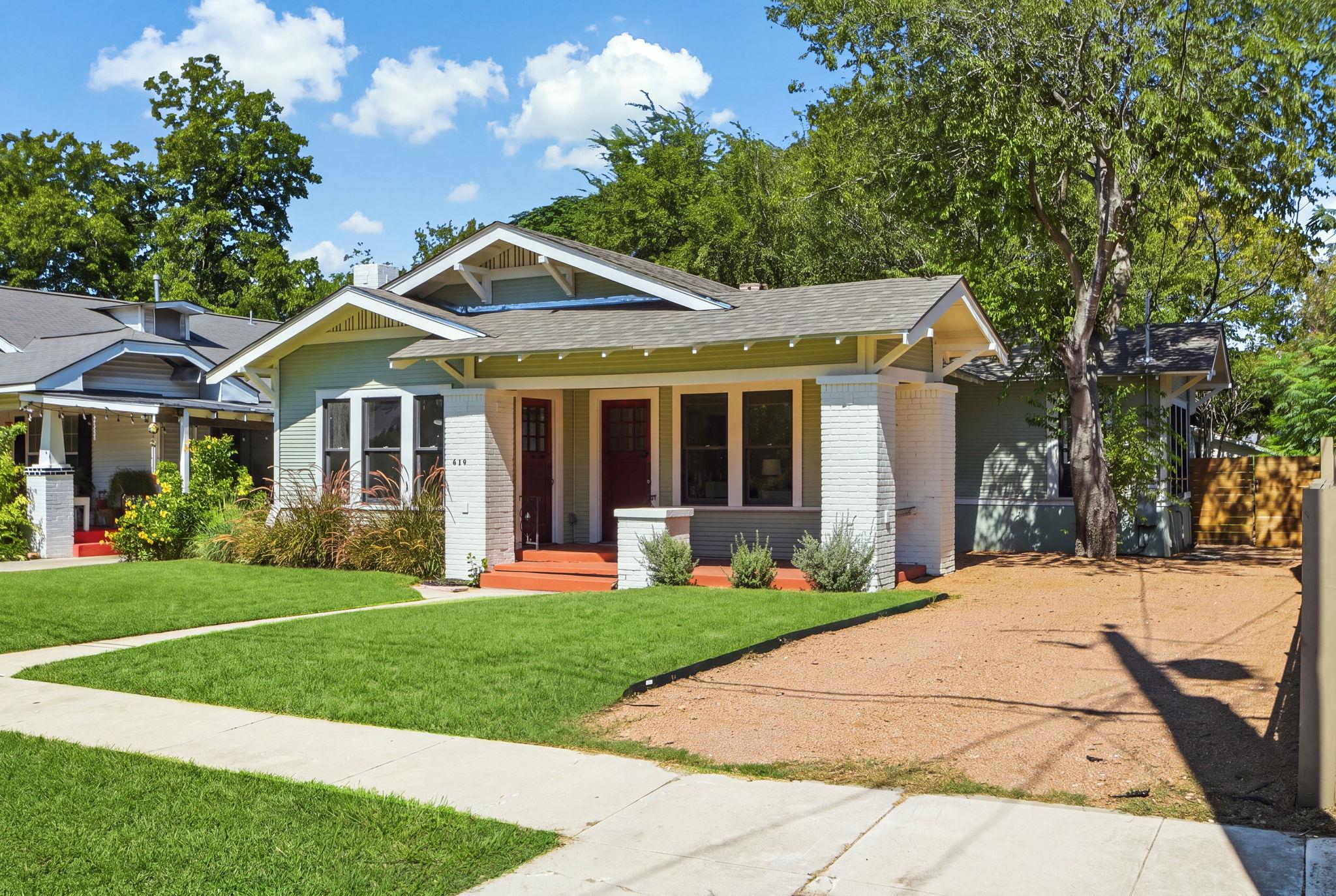 619 W Kings Highway