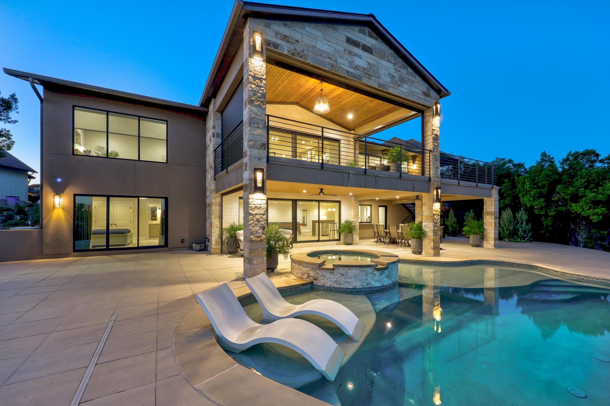 347 Venture BLVD S