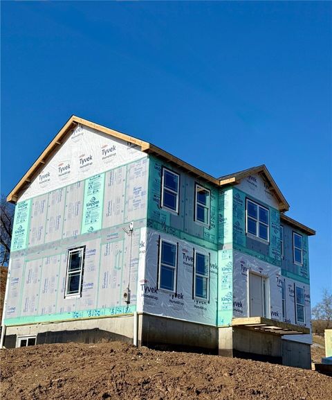 Photo of 9261 Harmony Dr, Pittsburgh, PA 15237 (MLS # 1740726)