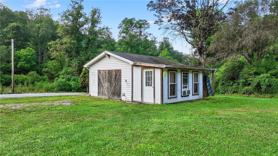 Holbrook, Pennsylvania 15341, United States, 1 Bedroom Bedrooms, ,1 BathroomBathrooms,Residential,Active,191019