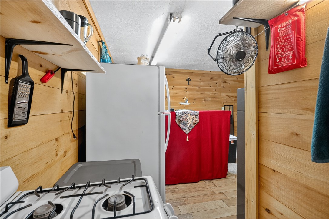 Holbrook, Pennsylvania 15341, United States, 1 Bedroom Bedrooms, ,1 BathroomBathrooms,Residential,Active,191019