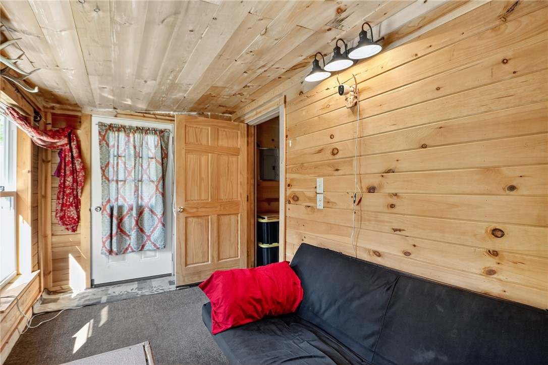 Holbrook, Pennsylvania 15341, United States, 1 Bedroom Bedrooms, ,1 BathroomBathrooms,Residential,Active,191019