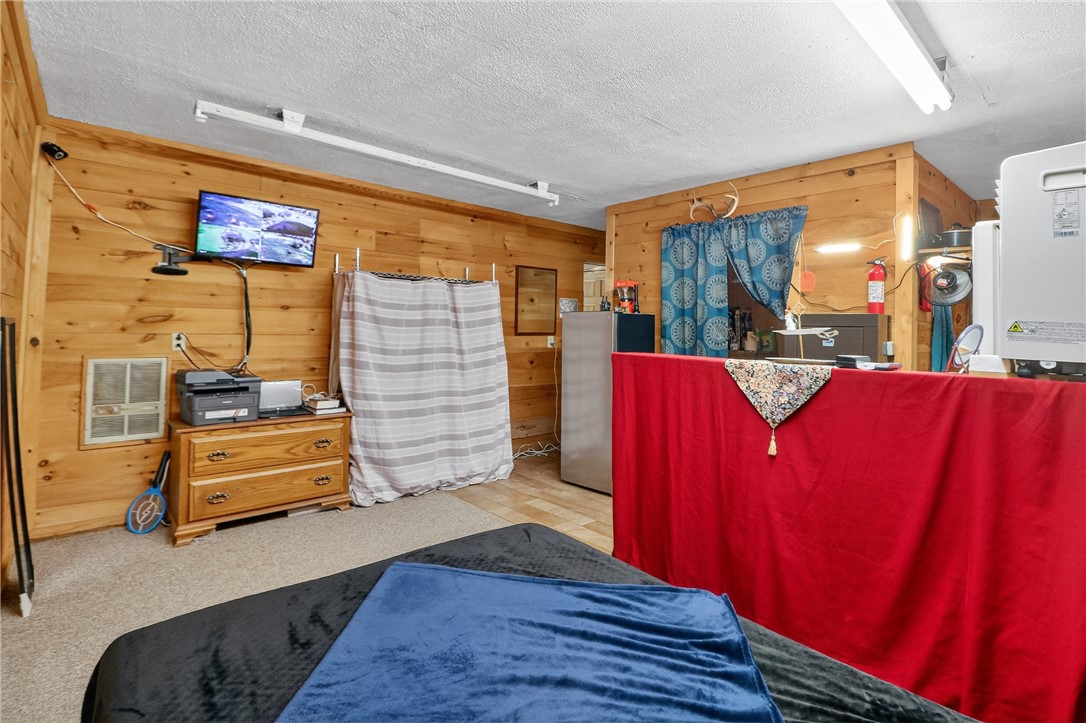 Holbrook, Pennsylvania 15341, United States, 1 Bedroom Bedrooms, ,1 BathroomBathrooms,Residential,Active,191019