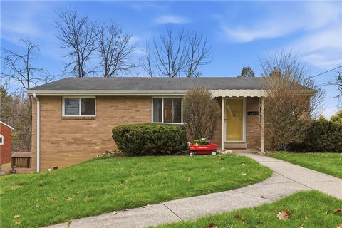 Photo of 2396 High Oak Dr, Pittsburgh, PA 15220 (MLS # 1745335)