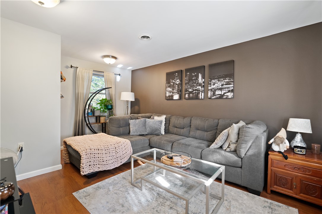 Brighton Heights, Pennsylvania 15212, United States, 3 Bedrooms Bedrooms, ,2 BathroomsBathrooms,Residential,Active,185944