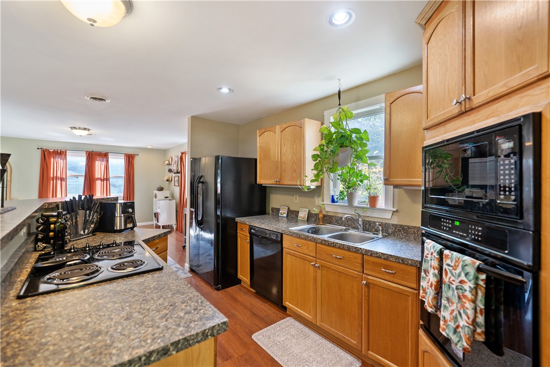 Brighton Heights, Pennsylvania 15212, United States, 3 Bedrooms Bedrooms, ,2 BathroomsBathrooms,Residential,Active,185944