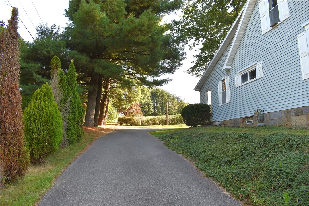 Center Twp, Pennsylvania 16001, United States, 2 Bedrooms Bedrooms, ,2 BathroomsBathrooms,Residential,Active,212315