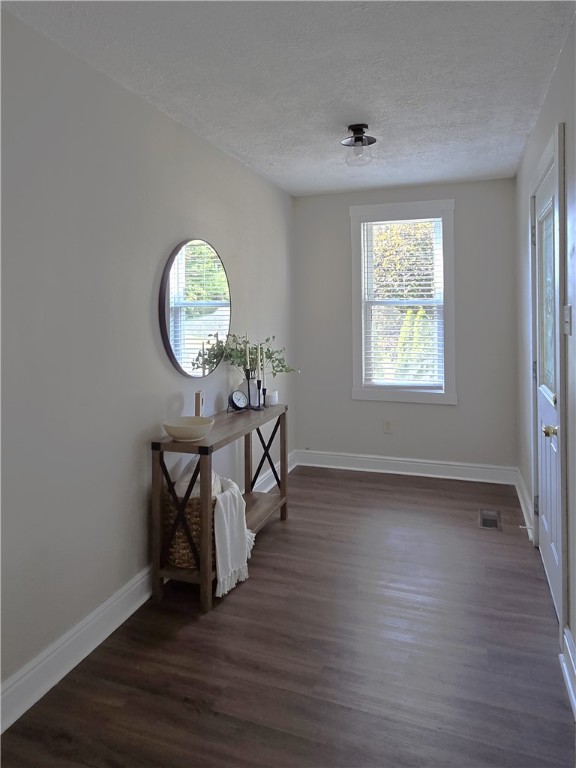 Center Twp, Pennsylvania 16001, United States, 2 Bedrooms Bedrooms, ,2 BathroomsBathrooms,Residential,Active,212315