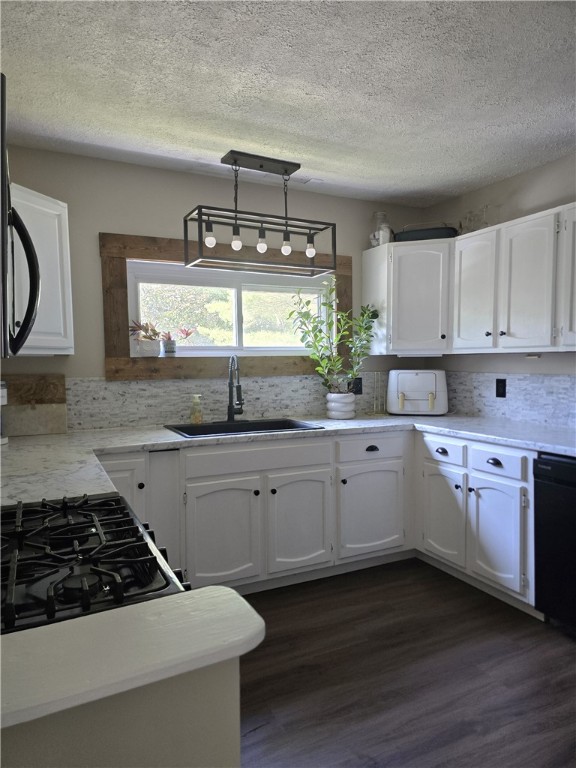 Center Twp, Pennsylvania 16001, United States, 2 Bedrooms Bedrooms, ,2 BathroomsBathrooms,Residential,Active,212315