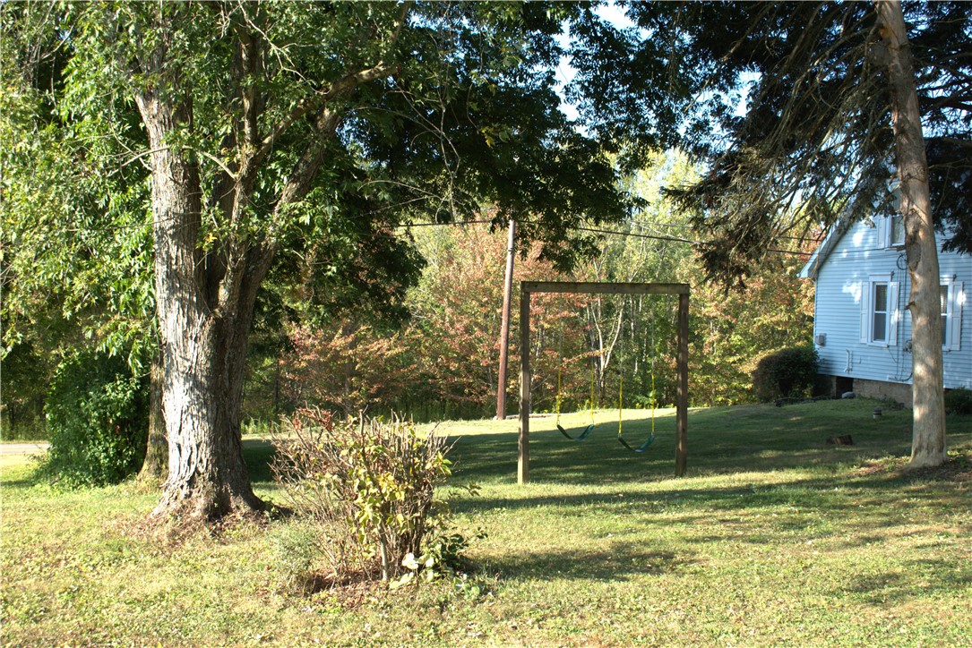 Center Twp, Pennsylvania 16001, United States, 2 Bedrooms Bedrooms, ,2 BathroomsBathrooms,Residential,Active,212315