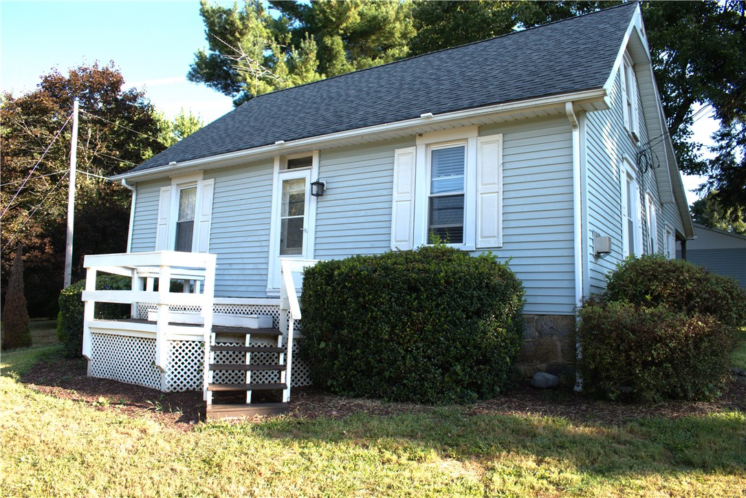 Center Twp, Pennsylvania 16001, United States, 2 Bedrooms Bedrooms, ,2 BathroomsBathrooms,Residential,Active,212315