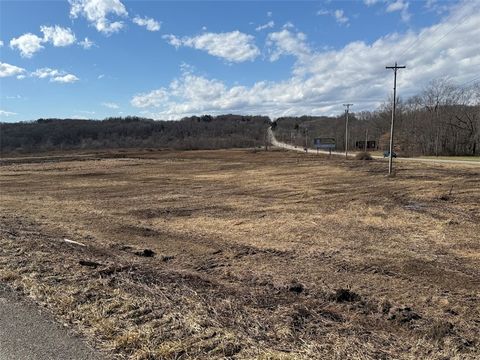 Photo of 7700 Sharon-Mercer Rd, Mercer, PA 16137 (MLS # 1741616)