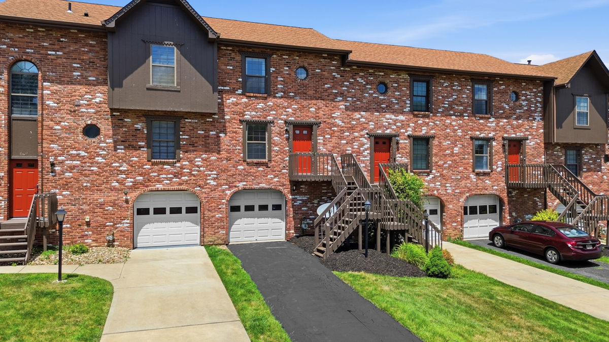602 Sunset Circle
