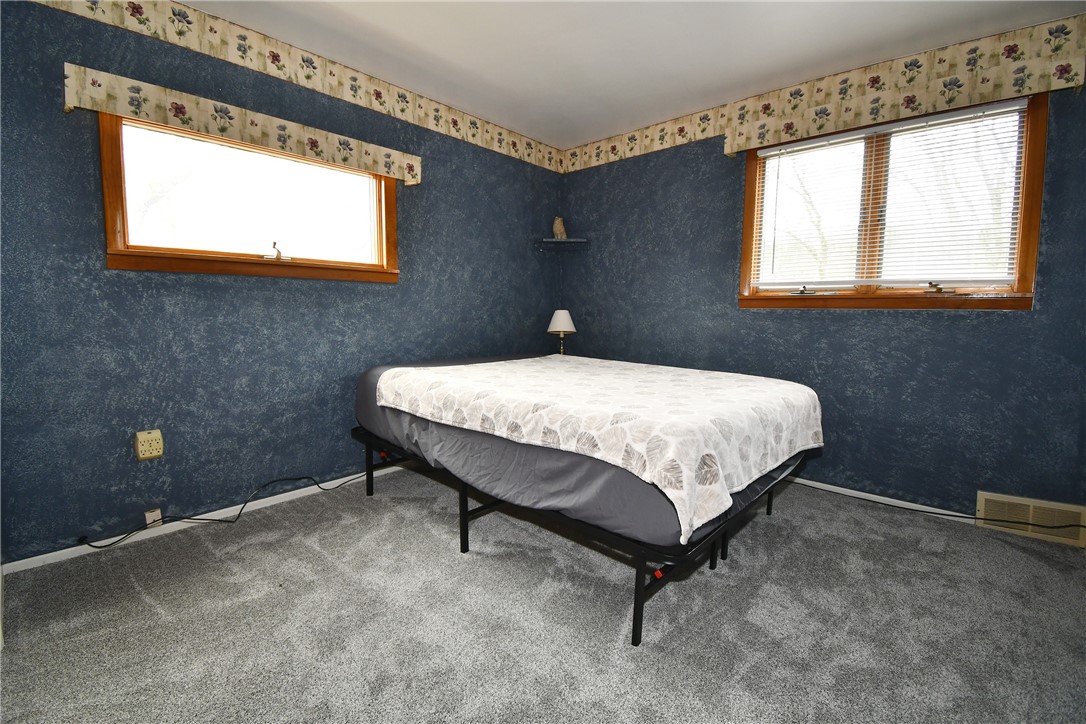 547 Pointview Rd Rd, Brentwood, Pennsylvania image 14