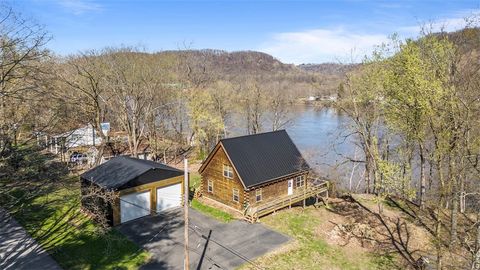 148 1st St Georgetown PA 15043