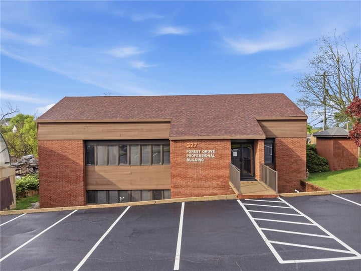 Photo 1 of 50 — 327 Forest Grove Rd, Kennedy Twp, PA 15108