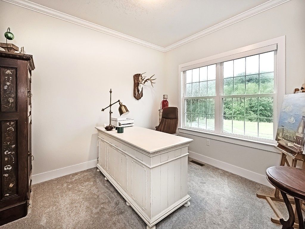 216 HICKORY Lane