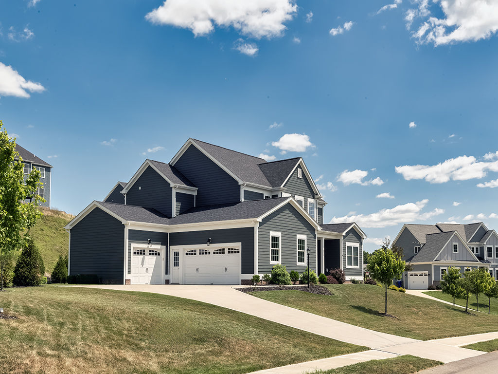 216 HICKORY Lane