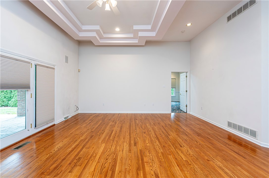 Mt Pleasant Twp, Pennsylvania 15666, United States, 3 Bedrooms Bedrooms, ,3 BathroomsBathrooms,Residential,Active,228880