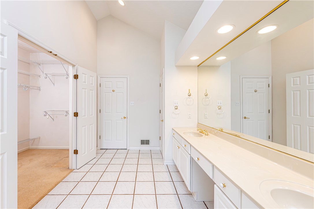 Mt Pleasant Twp, Pennsylvania 15666, United States, 3 Bedrooms Bedrooms, ,3 BathroomsBathrooms,Residential,Active,228880