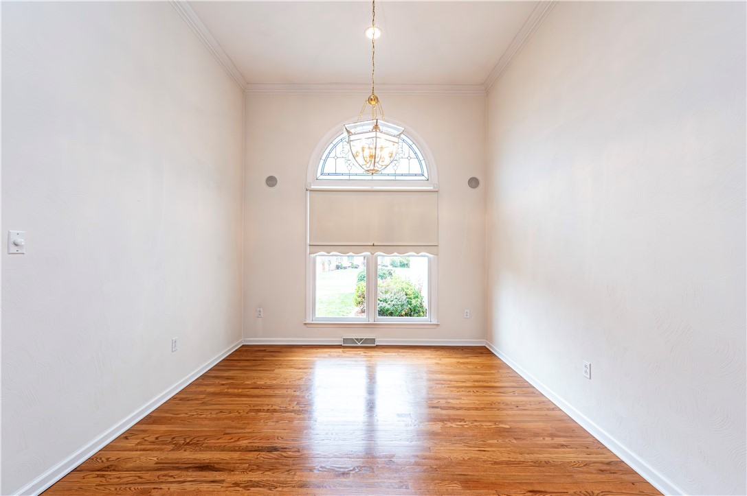 Mt Pleasant Twp, Pennsylvania 15666, United States, 3 Bedrooms Bedrooms, ,3 BathroomsBathrooms,Residential,Active,228880