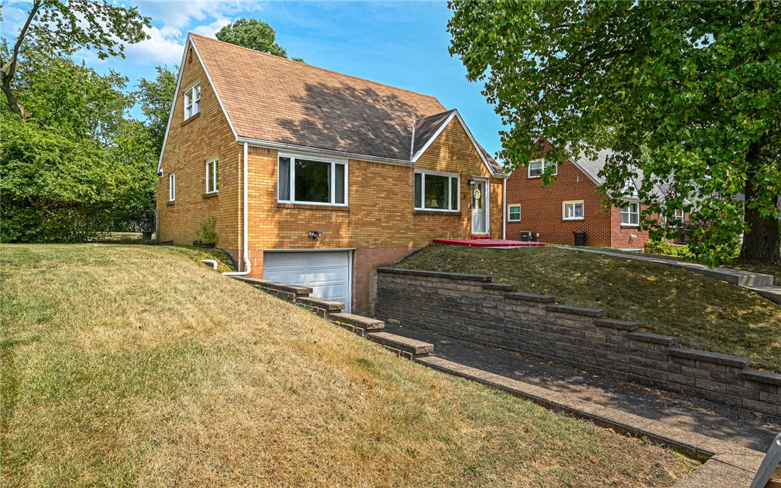 View Shaler, PA 15116 house